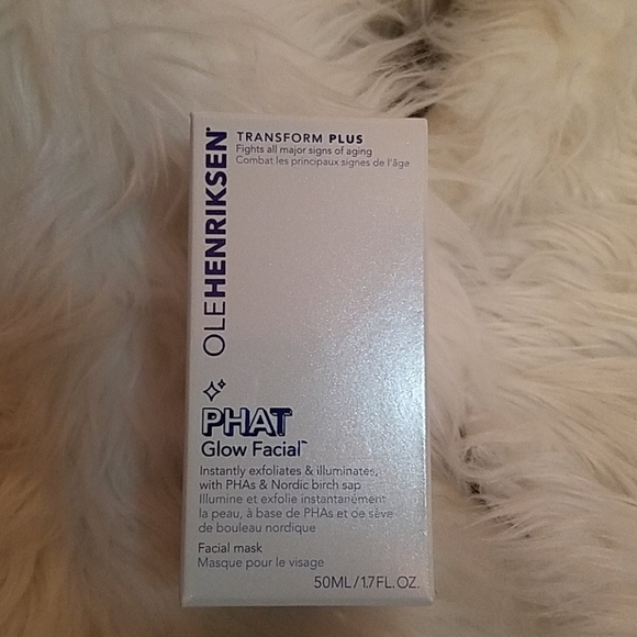 OLEHENRIKSEN PHAT Glow Facial - Picture 1 of 3